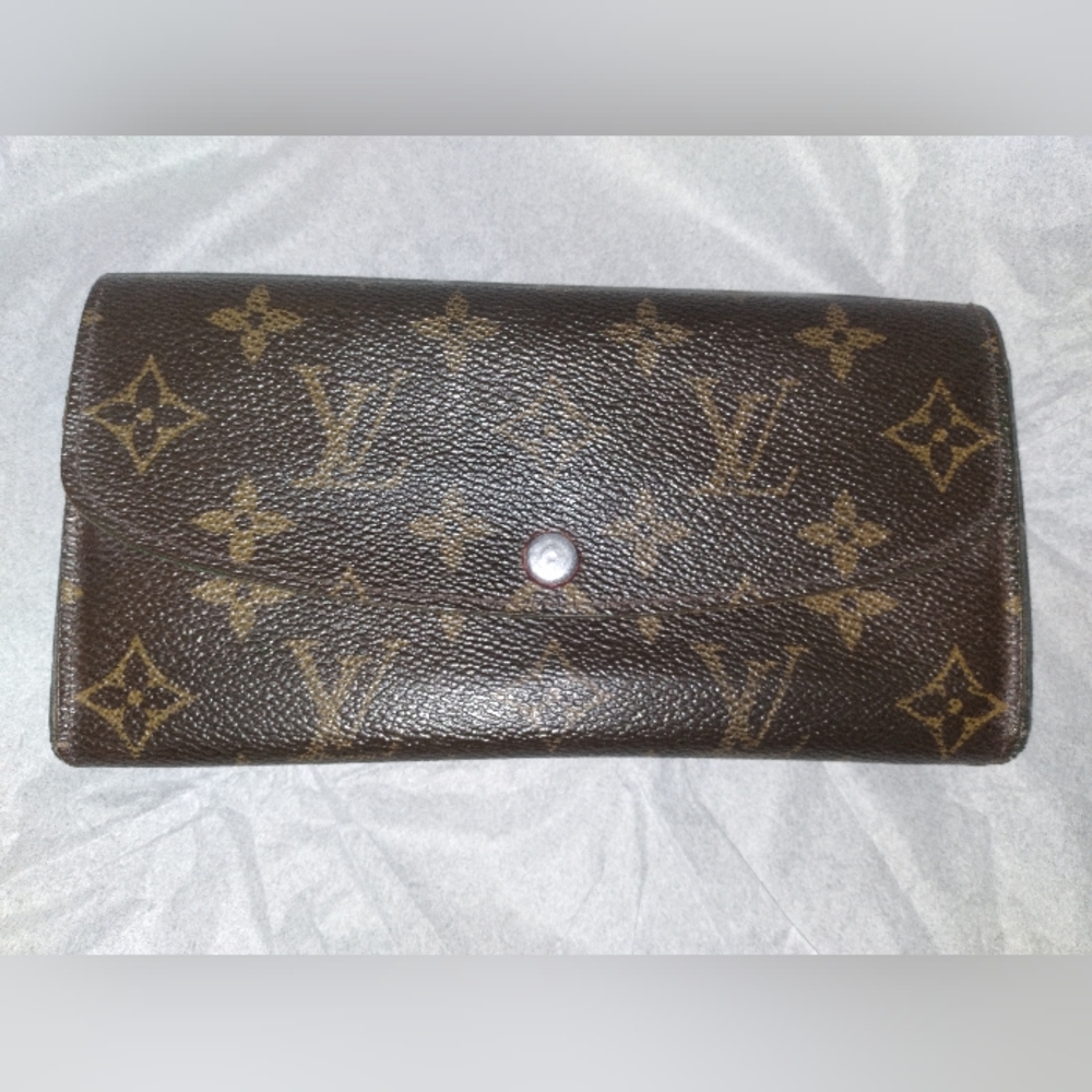 Authentic LOUIS VUITTON Portofeuil Emily Folded Purse Monogram PVC Canvas